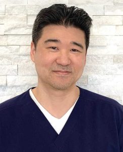 Dr. Yi